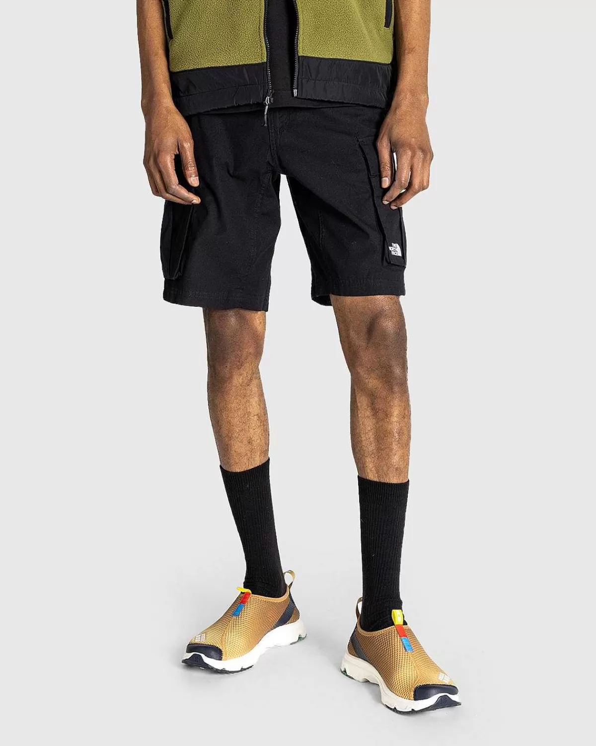 Shorts>The North Face Antiline Cargo Shorts Tnf Sort