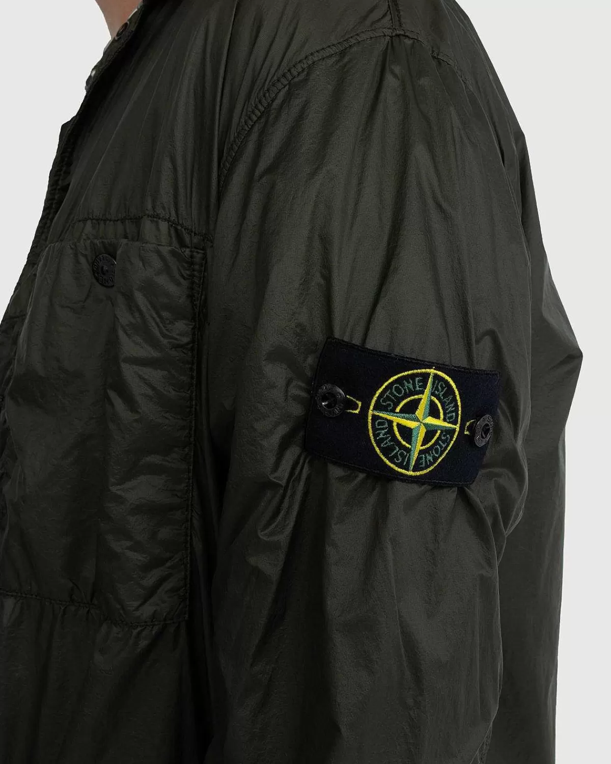 Skjorter>Stone Island Coated Nylon Overshirt Oliven