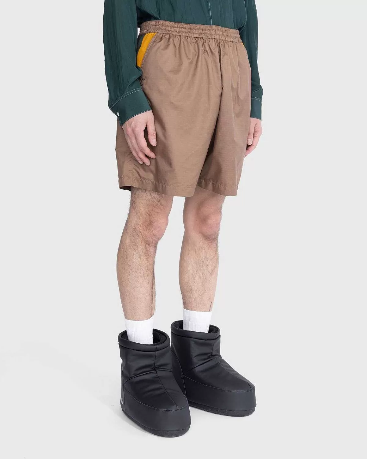 Shorts>Highsnobiety Mix Panel Nylon Shorts Brun/Morkegron