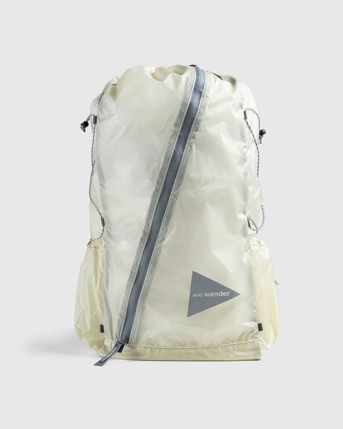 Tasker>And Wander Sil Daypack Off-White