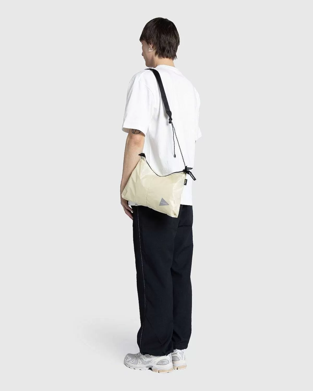 Tasker>And Wander Sil Sacoche Off-White